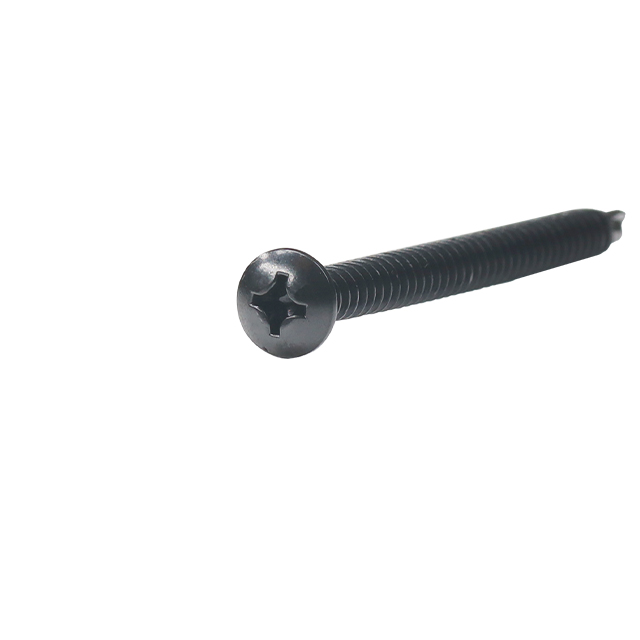 # 14 Attaches de toiture robustes - T&ecirc;te en treillis